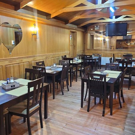 Hostal Balmaceda Punta Arenas Ngoại thất bức ảnh