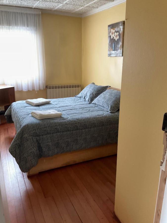 Hostal Balmaceda Punta Arenas Ngoại thất bức ảnh