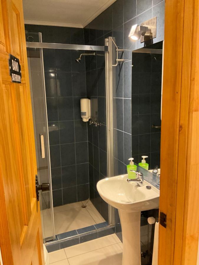 Hostal Balmaceda Punta Arenas Ngoại thất bức ảnh