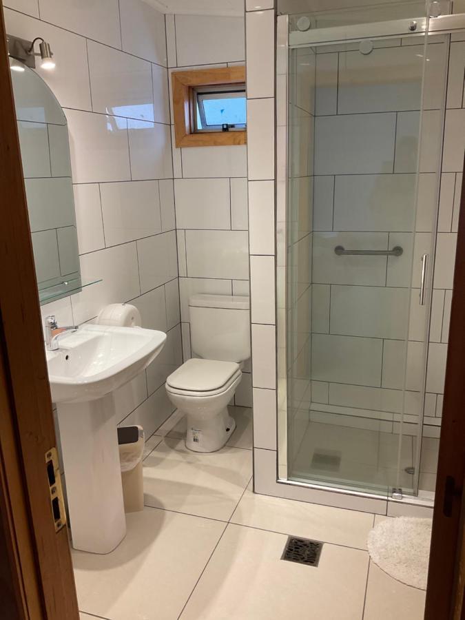 Hostal Balmaceda Punta Arenas Ngoại thất bức ảnh