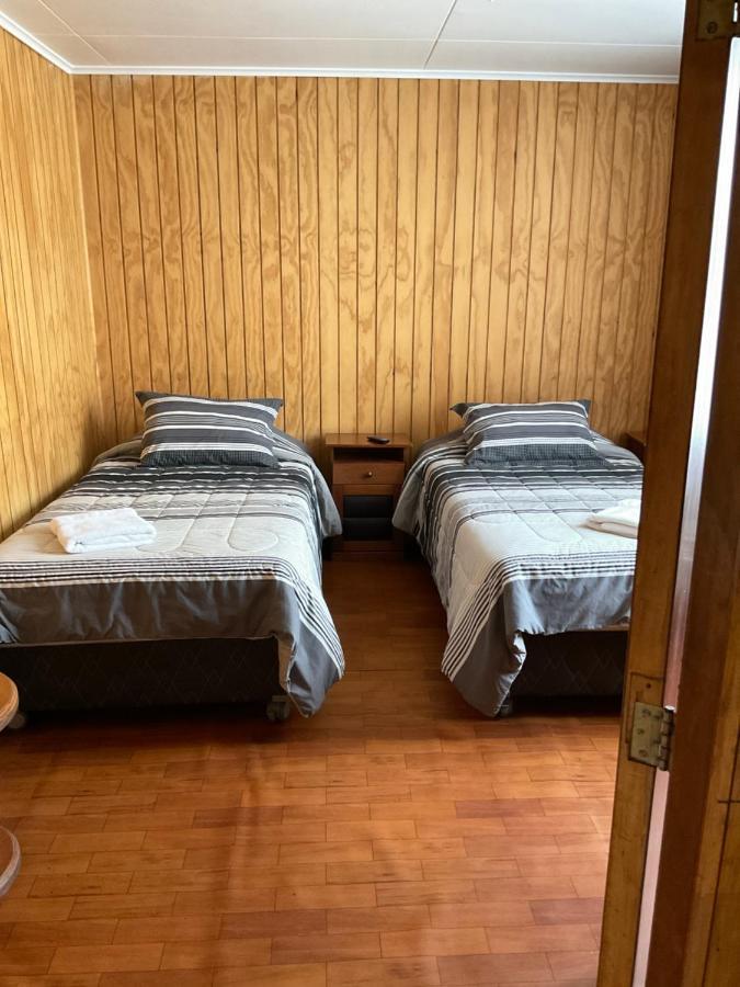 Hostal Balmaceda Punta Arenas Ngoại thất bức ảnh
