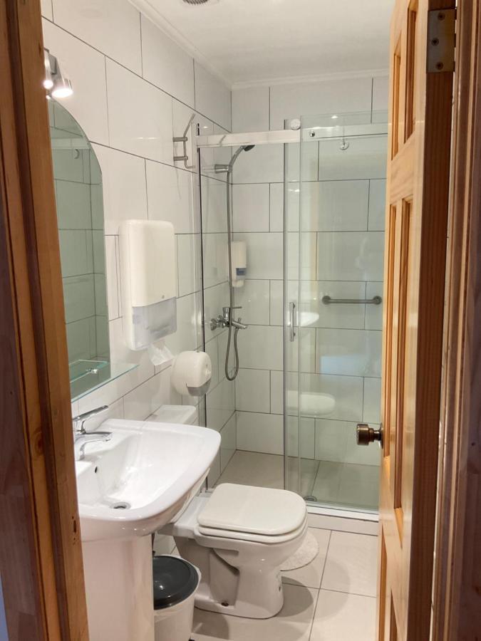 Hostal Balmaceda Punta Arenas Ngoại thất bức ảnh