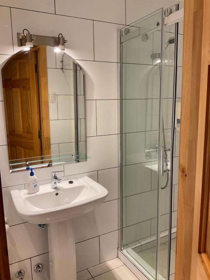 Hostal Balmaceda Punta Arenas Ngoại thất bức ảnh