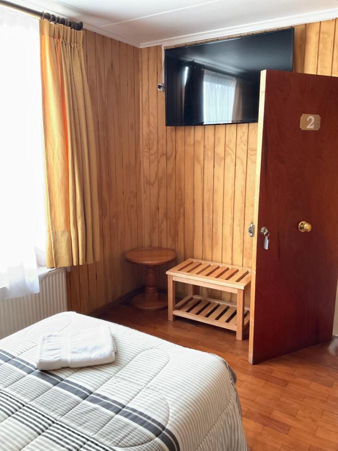 Hostal Balmaceda Punta Arenas Ngoại thất bức ảnh